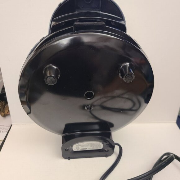 Dash Express Dog Bone Treat Maker - Picture 6 of 8